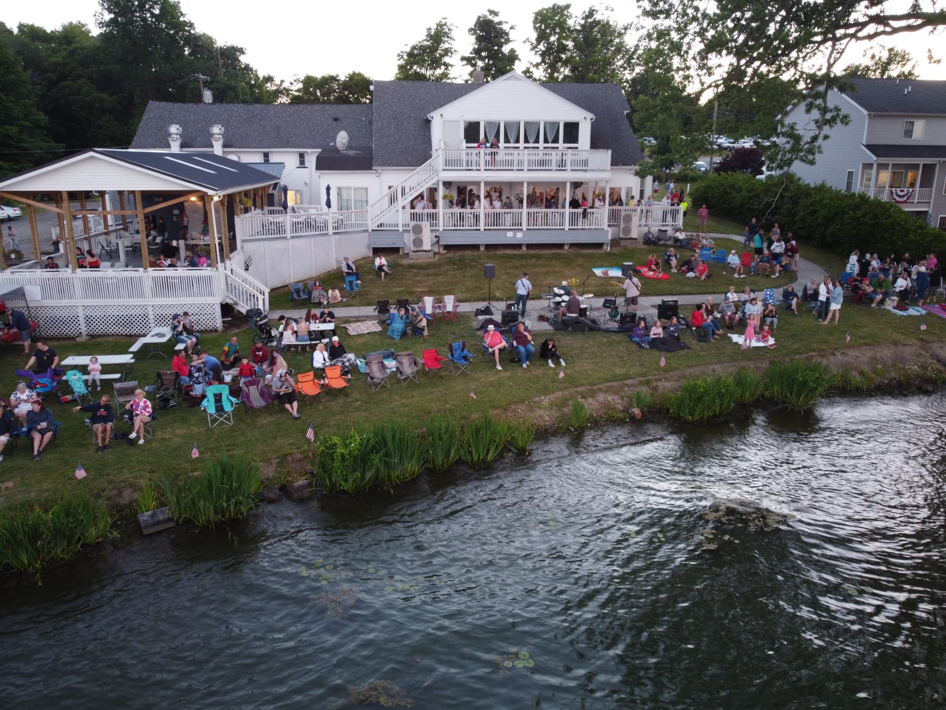 Silver Lake Golf Course lakefront clubhouse